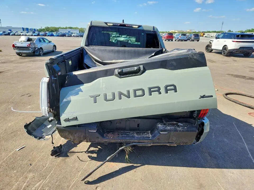 2026 TOYOTA TUNDRA SR5  