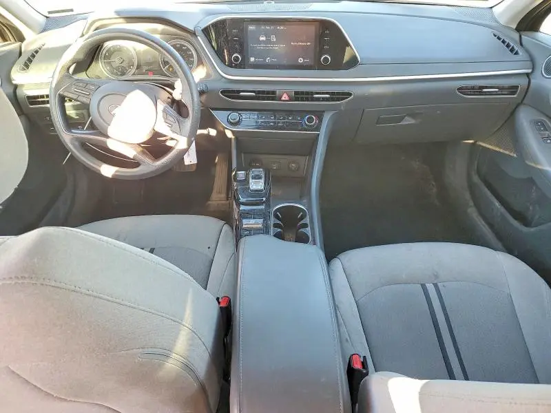 2021 HYUNDAI SONATA SE  