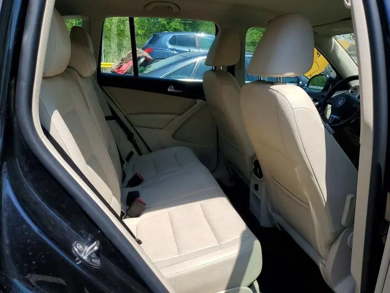 2017 VOLKSWAGEN TIGUAN S  