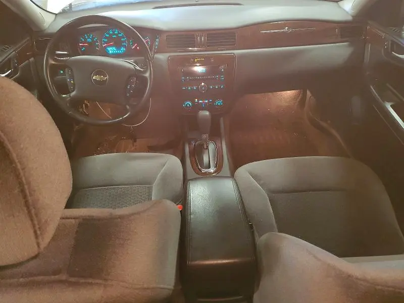 2011 CHEVROLET IMPALA LT  