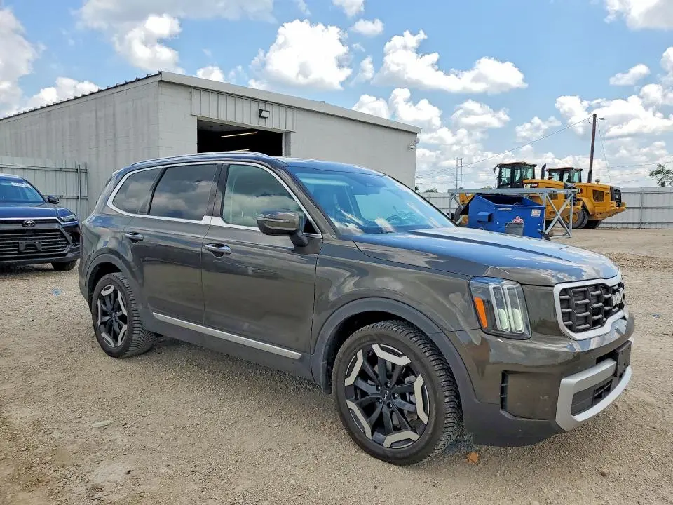 2023 KIA TELLURIDE S  