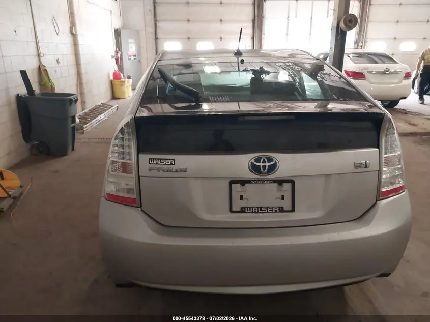 2011 TOYOTA PRIUS THREE