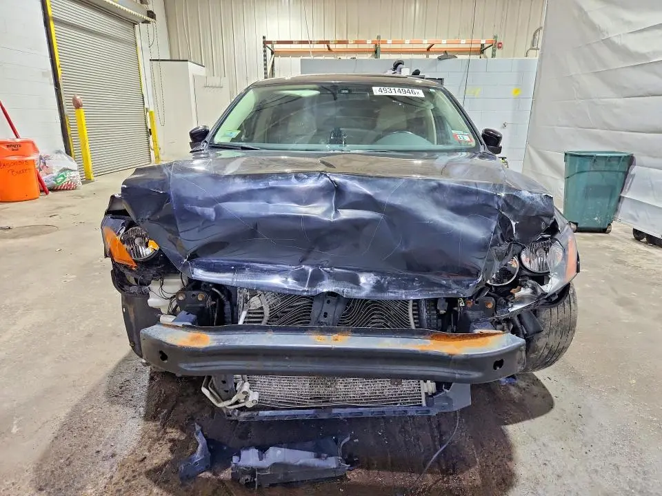 2014 VOLKSWAGEN PASSAT SE  