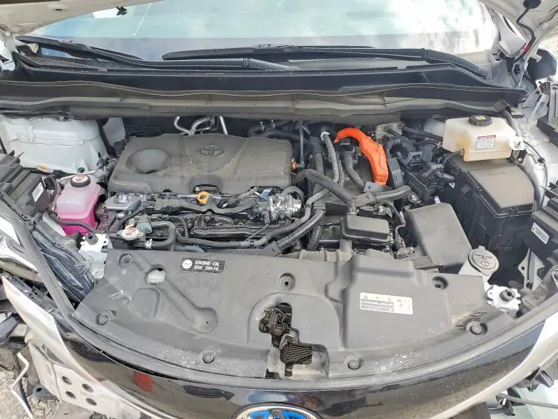 2025 TOYOTA SIENNA PLATINUM 7-PASSENGER  
