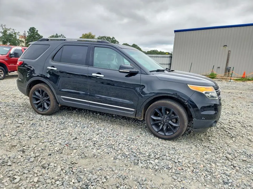 2013 FORD EXPLORER XLT  
