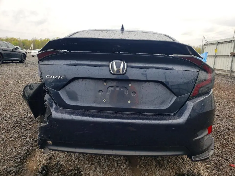 2018 HONDA CIVIC EX  