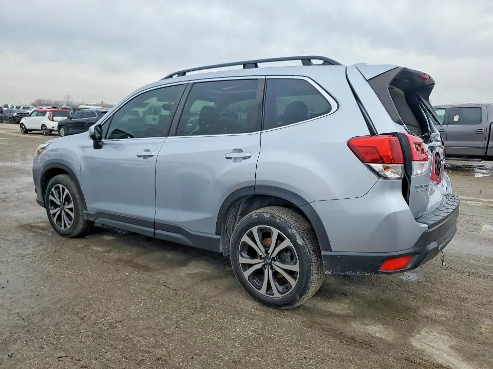 2022 SUBARU FORESTER LIMITED  
