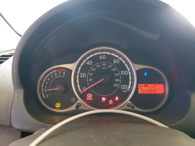 2011 MAZDA MAZDA2   