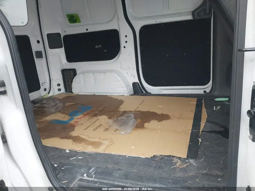 2019 NISSAN NV200 S