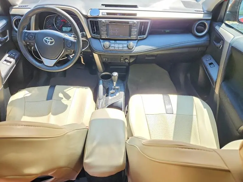 2015 TOYOTA RAV4 XLE  