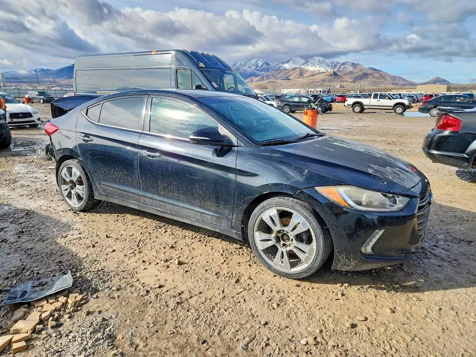 2017 HYUNDAI ELANTRA   