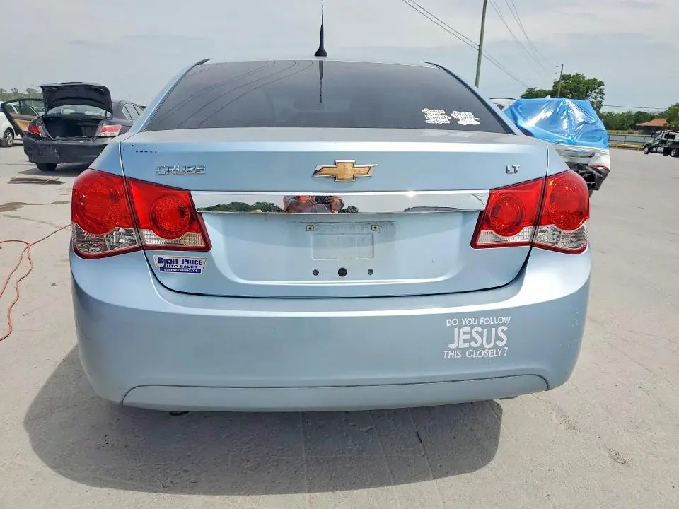 2011 CHEVROLET CRUZE LT  