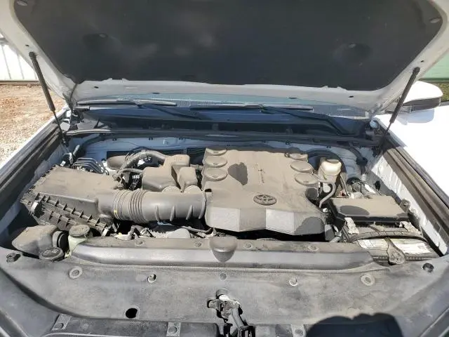 2017 TOYOTA 4RUNNER SR5  