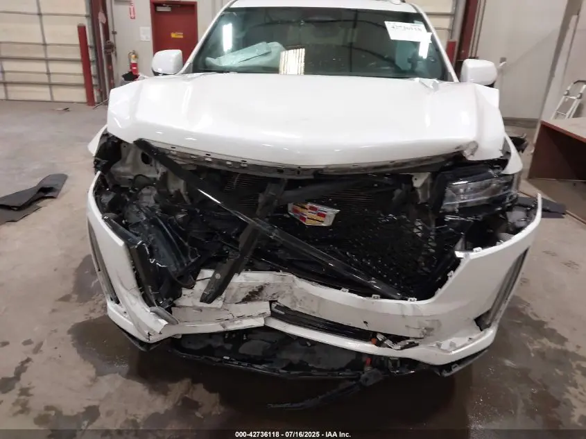 2022 CADILLAC ESCALADE 4WD SPORT