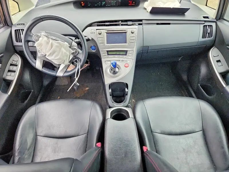 2013 TOYOTA PRIUS PERSONA SERIES SE  