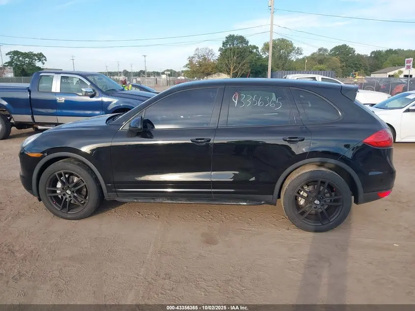 2012 PORSCHE CAYENNE  