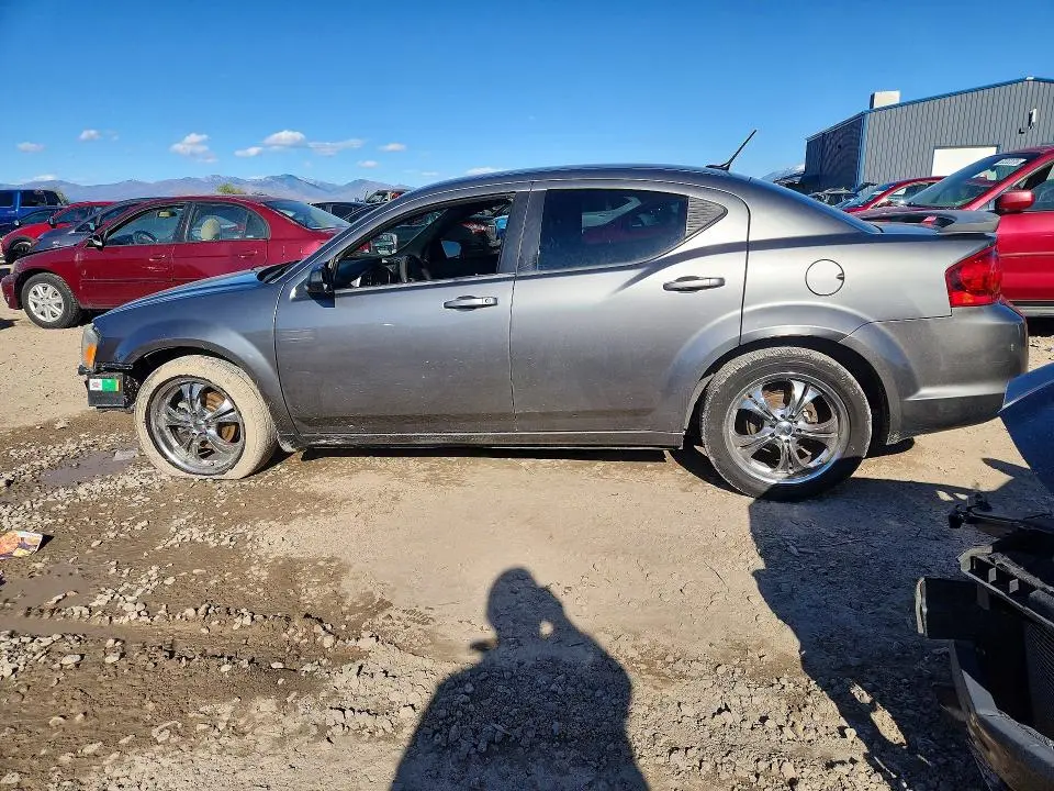 2012 DODGE AVENGER SE  
