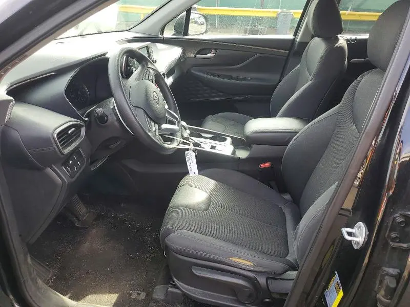 2019 HYUNDAI SANTA FE SE  