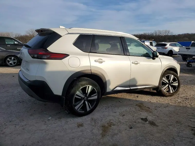 2021 NISSAN ROGUE SL  