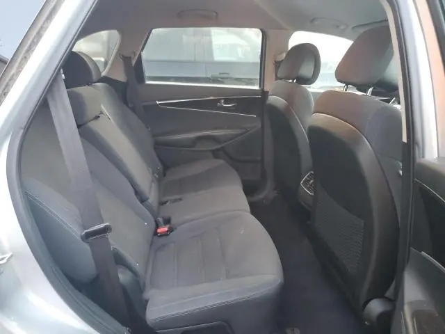 2016 KIA SORENTO LX  
