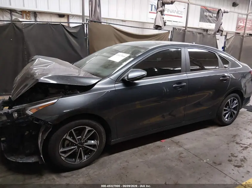 2024 KIA FORTE LXS