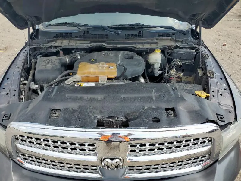 2015 RAM 1500 LARAMIE  