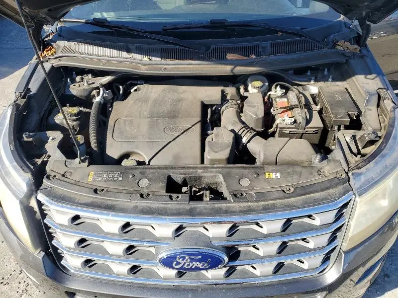 2017 FORD EXPLORER XLT  