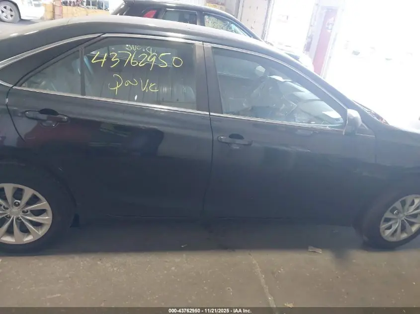 2016 TOYOTA CAMRY LE