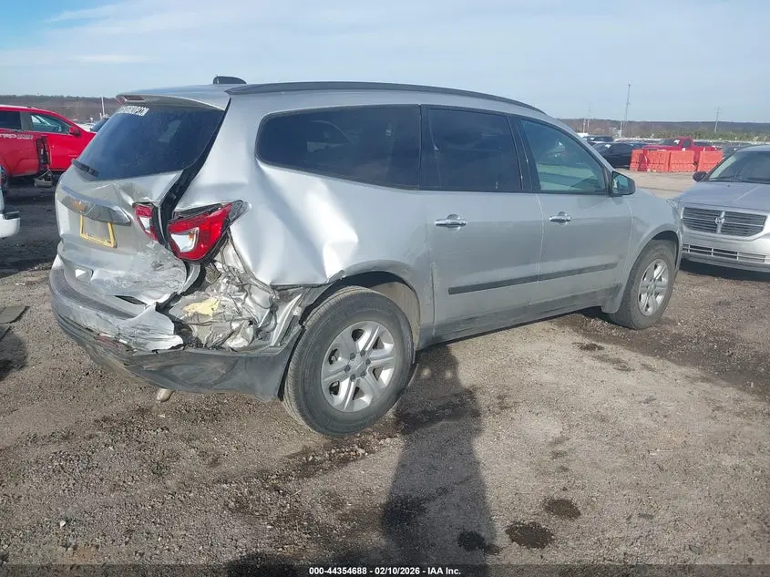 2017 CHEVROLET TRAVERSE LS