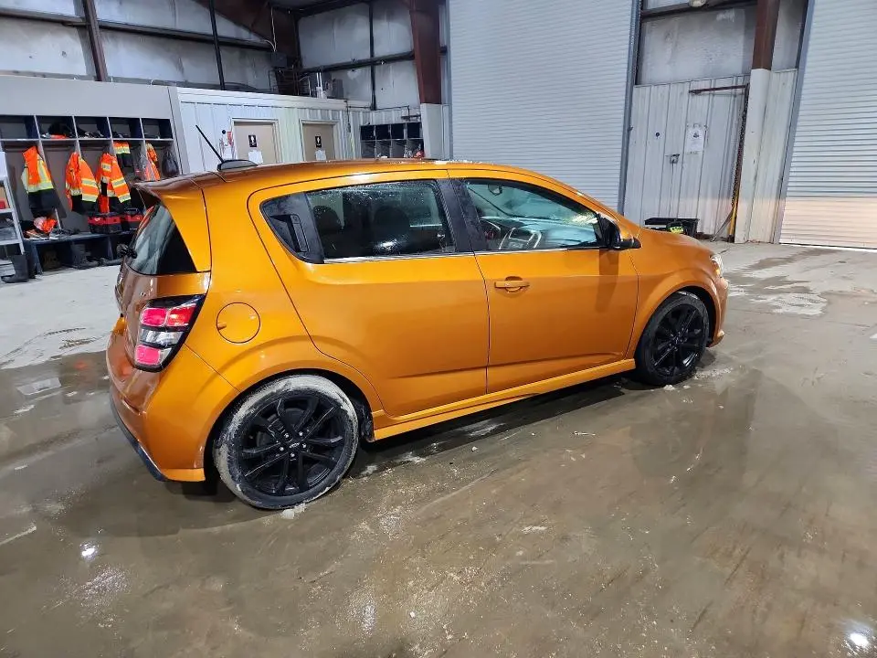 2018 CHEVROLET SONIC LT  