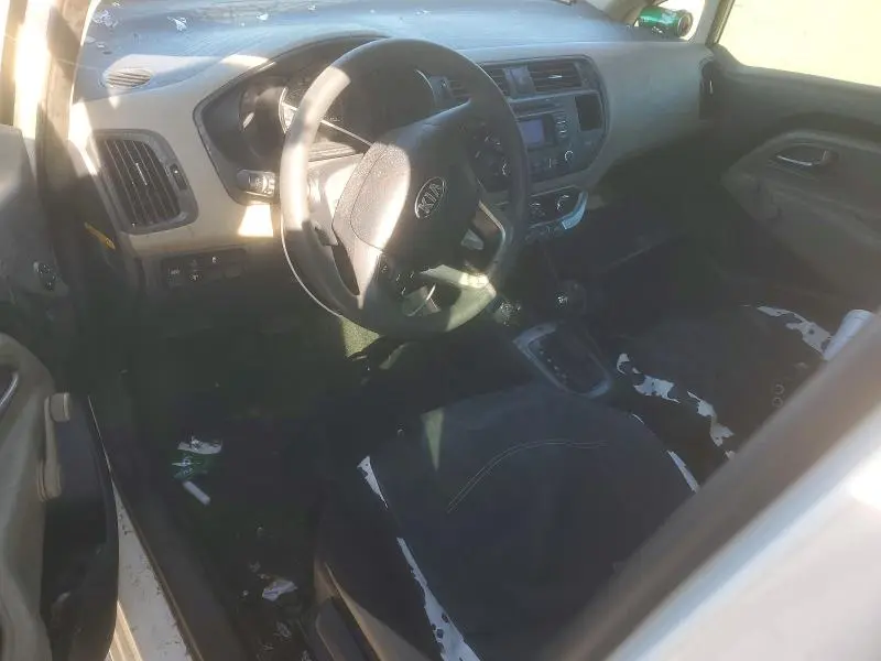 2015 KIA RIO LX  