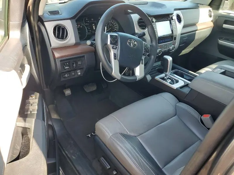 2018 TOYOTA TUNDRA DOUBLE CAB LIMITED  