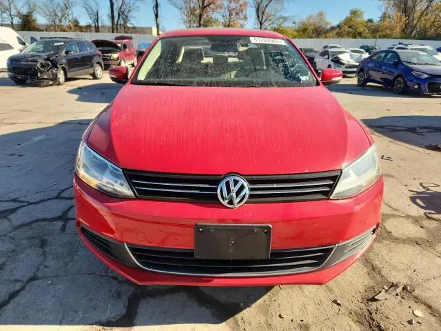 2013 VOLKSWAGEN JETTA SE  