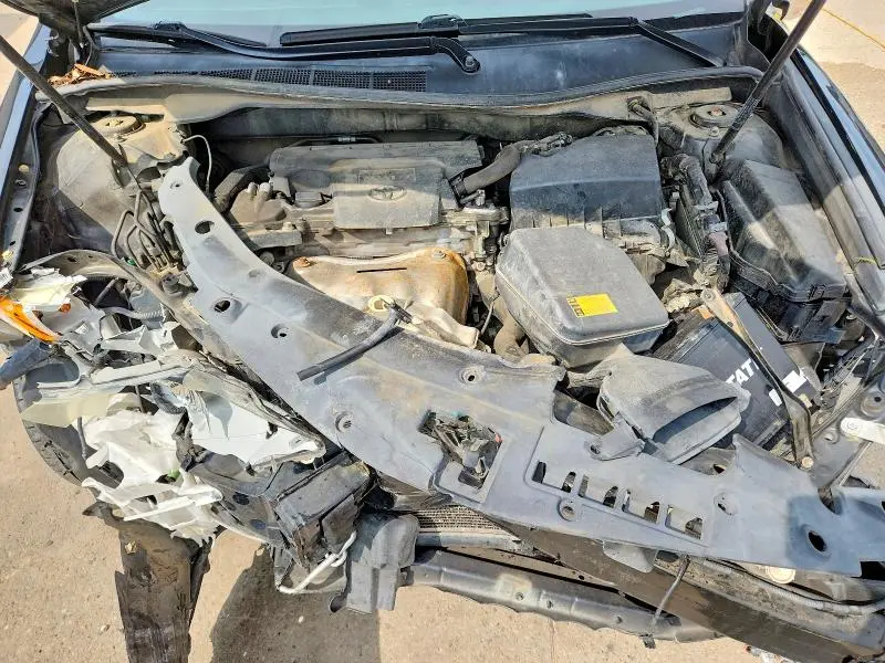 2014 TOYOTA CAMRY SE  