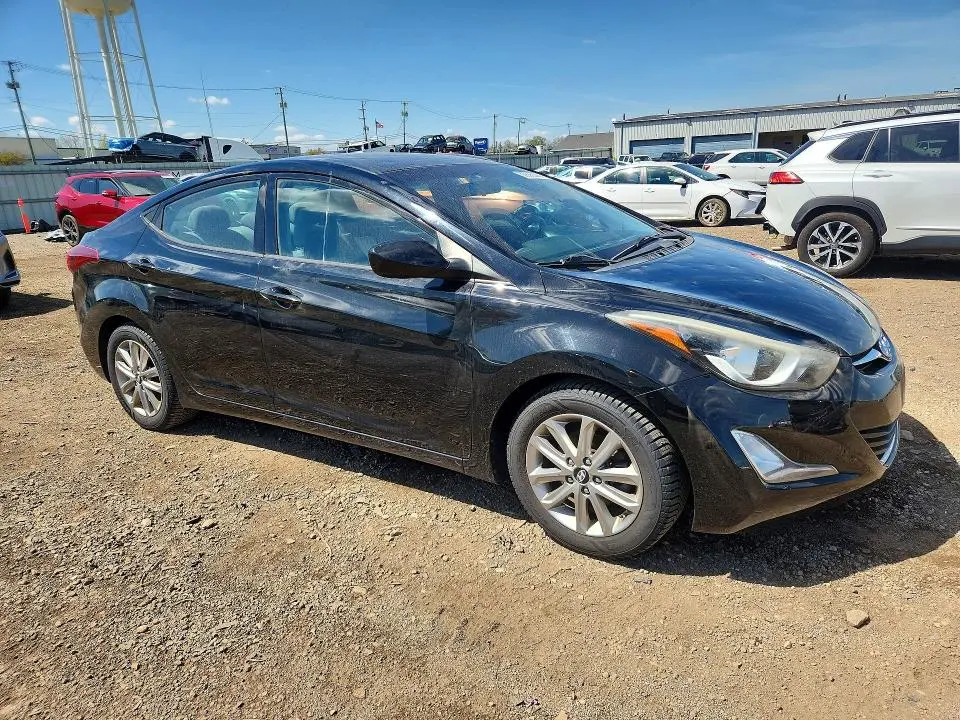2014 HYUNDAI ELANTRA SE  