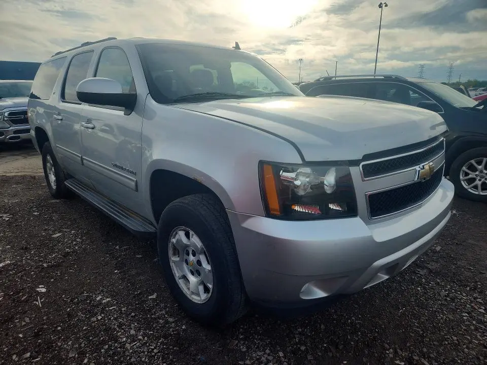 2011 CHEVROLET SUBURBAN K1500 LT  