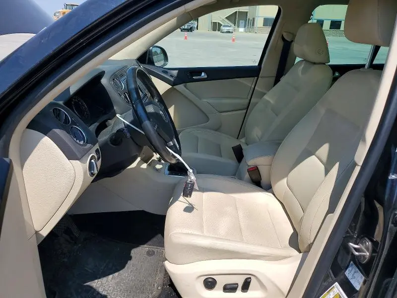 2017 VOLKSWAGEN TIGUAN WOLFSBURG  