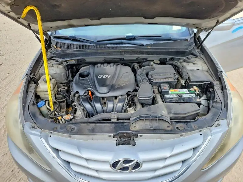 2011 HYUNDAI SONATA GLS  
