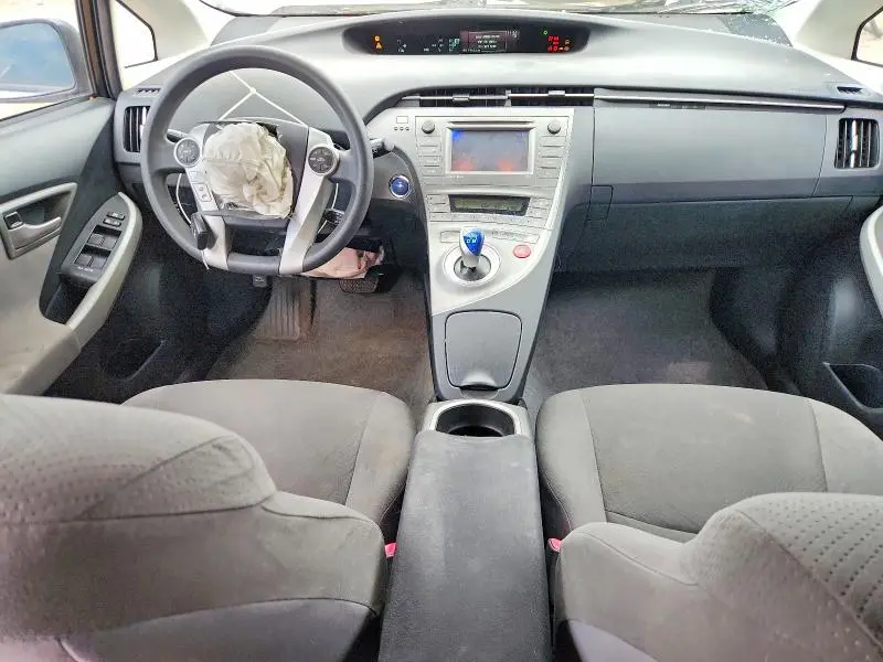 2012 TOYOTA PRIUS THREE  