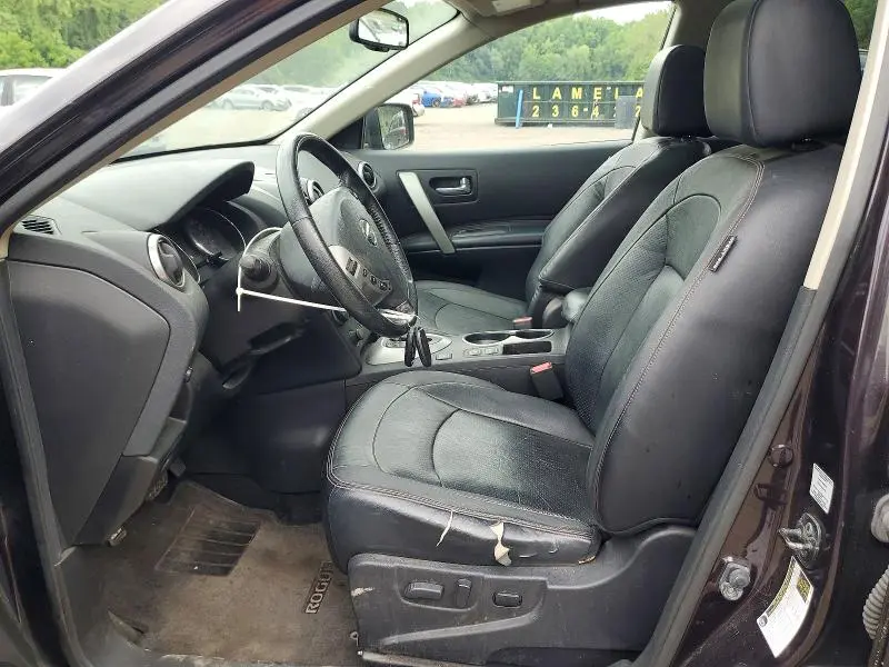 2013 NISSAN ROGUE S  