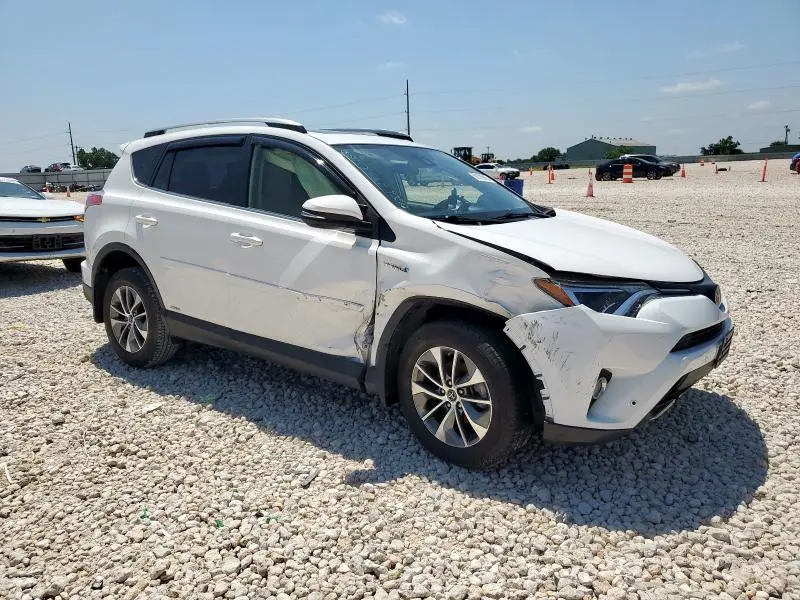 2018 TOYOTA RAV4 HV LE  