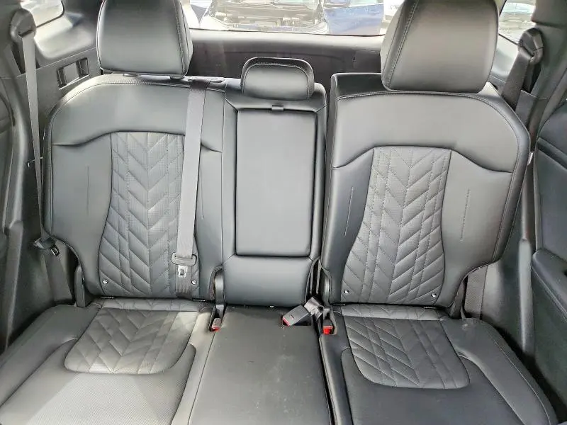 2025 KIA SPORTAGE X LINE  