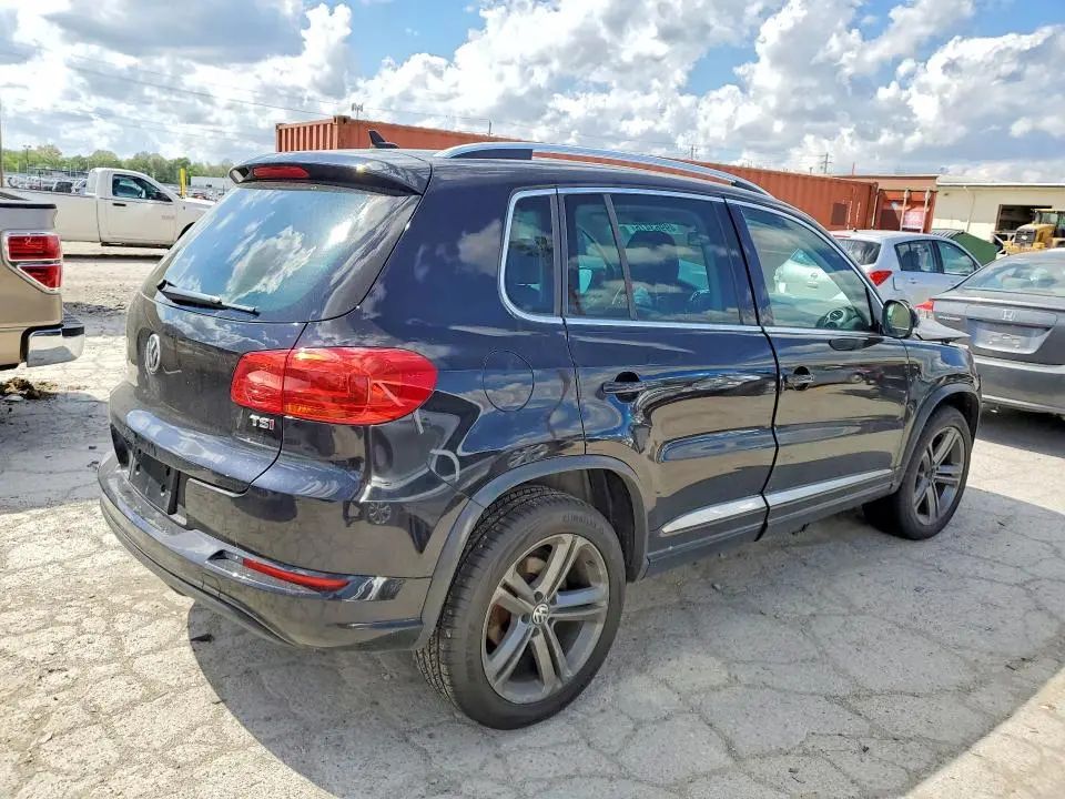 2017 VOLKSWAGEN TIGUAN SPORT  