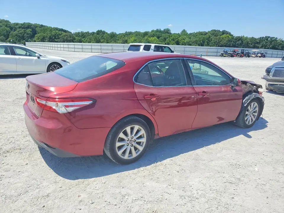2018 TOYOTA CAMRY LE  