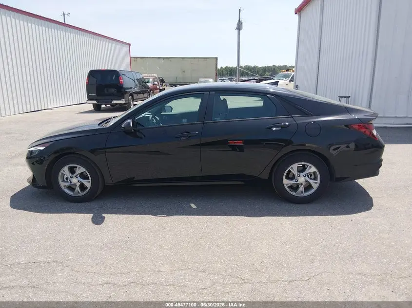 2021 HYUNDAI ELANTRA SE