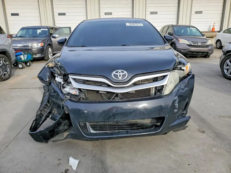 2013 TOYOTA VENZA LE  