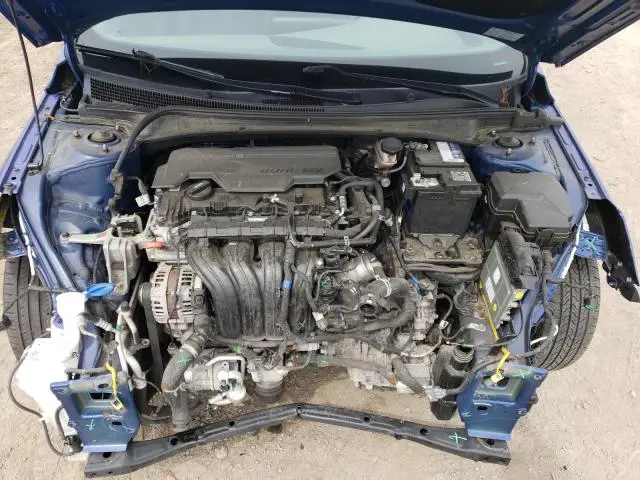 2021 HYUNDAI ELANTRA SE  