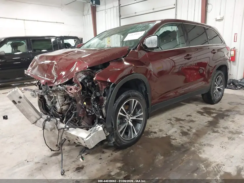 2019 TOYOTA HIGHLANDER LE PLUS