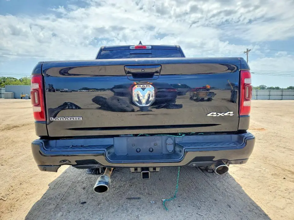 2020 RAM 1500 LARAMIE  