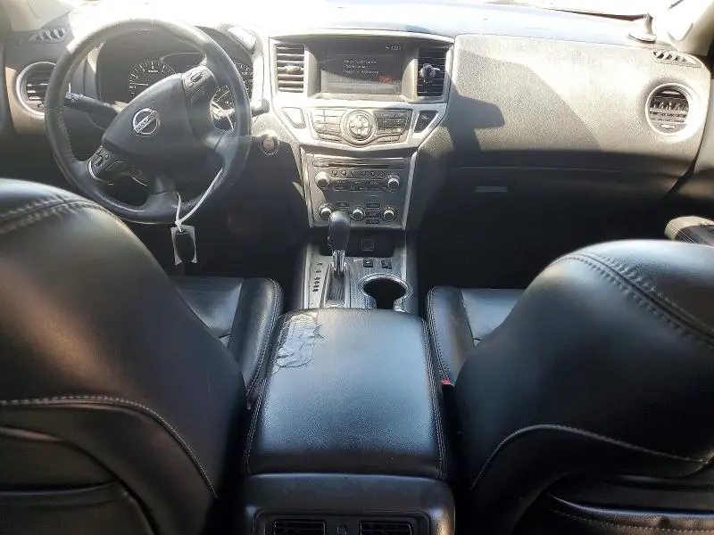 2018 NISSAN PATHFINDER SL  